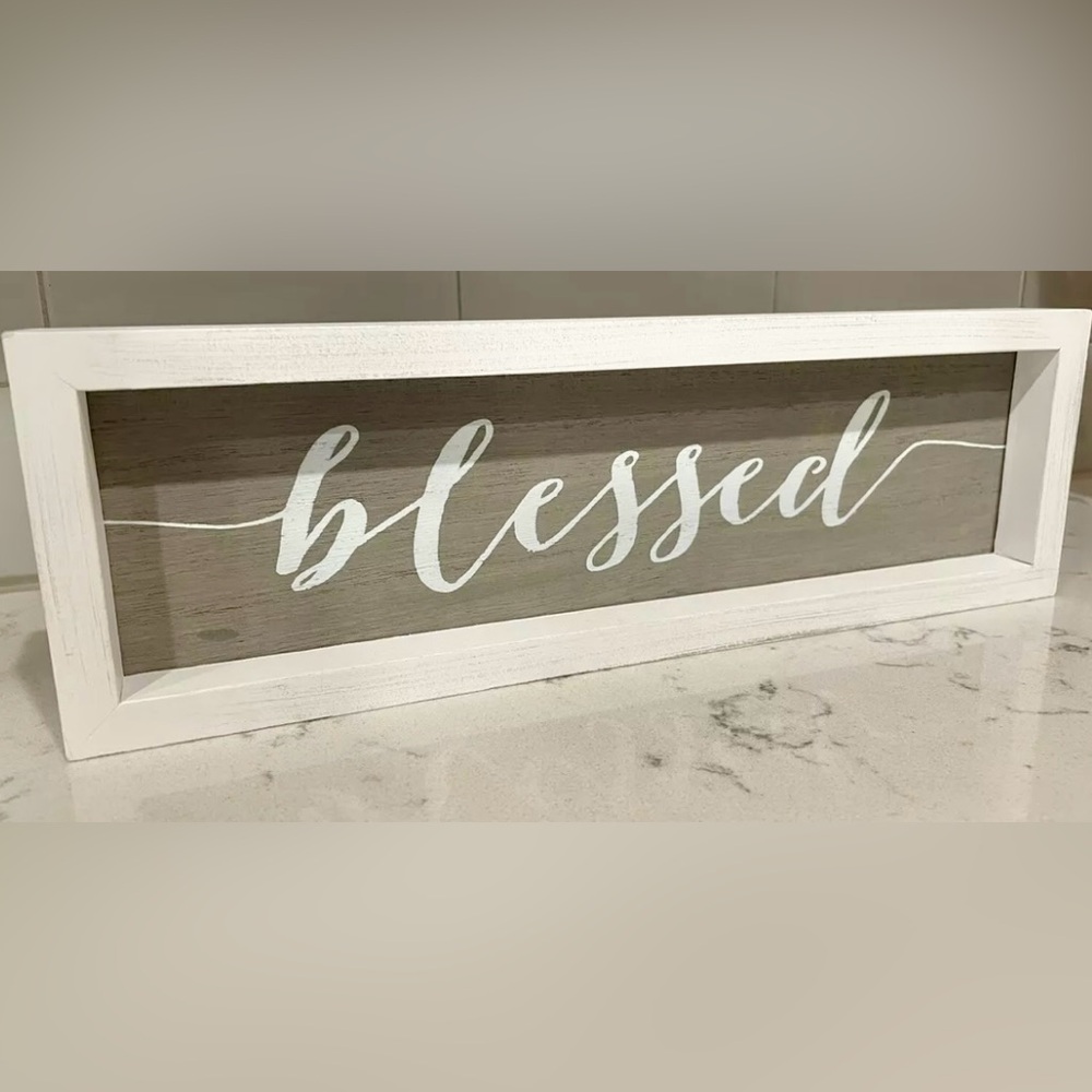 🖼️ Blessed Sign 🖼️
